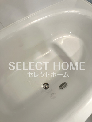  | ル・トリシア