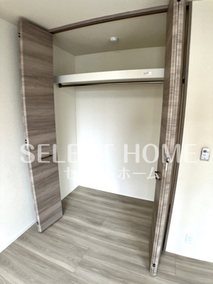  | ル・トリシア