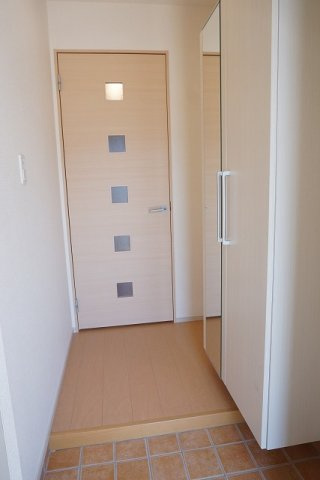 クラール名東イースト　Ｂの玄関|玄関です