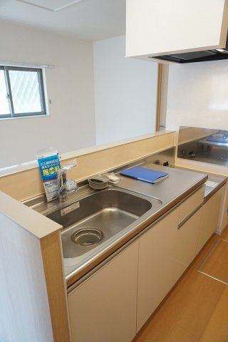 クラール名東イースト　Ｂのキッチン|キッチンでお料理をお楽しみください