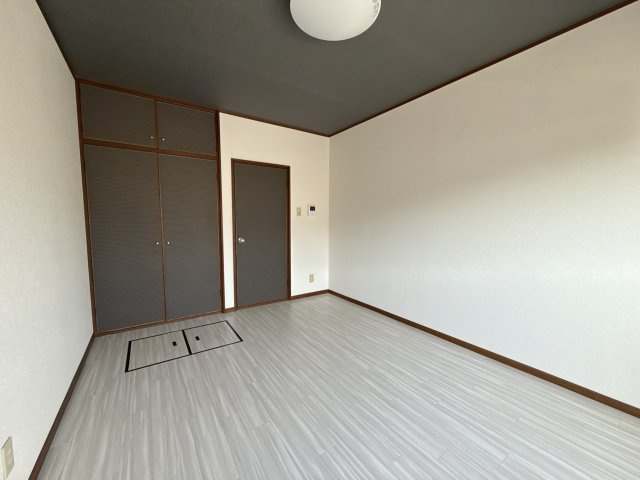 フェリーチェ青山の居間・リビング