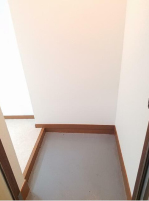 【玄関】 | ノヴェルズ信濃町