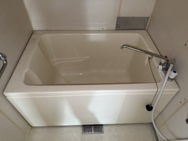 第二野里ハイツの浴室