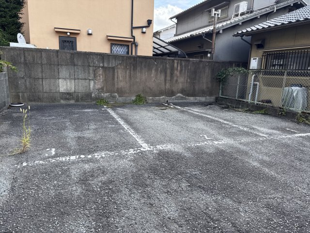 第二野里ハイツの駐車場