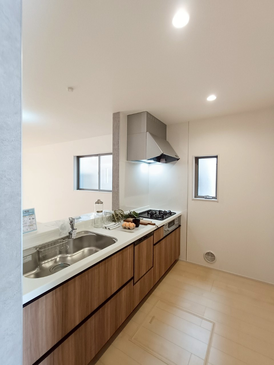 八潮市　伊草1丁目　新築戸建　　全1棟のキッチン|お料理しやすいキッチンです