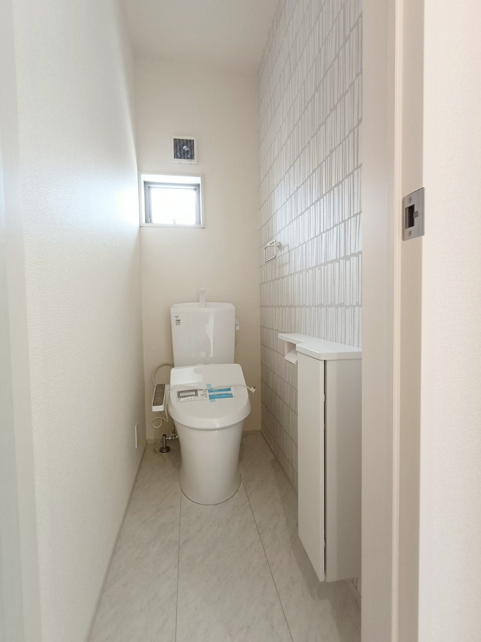 八潮市　伊草1丁目　新築戸建　　全1棟のトイレ|トイレも気になるポイント