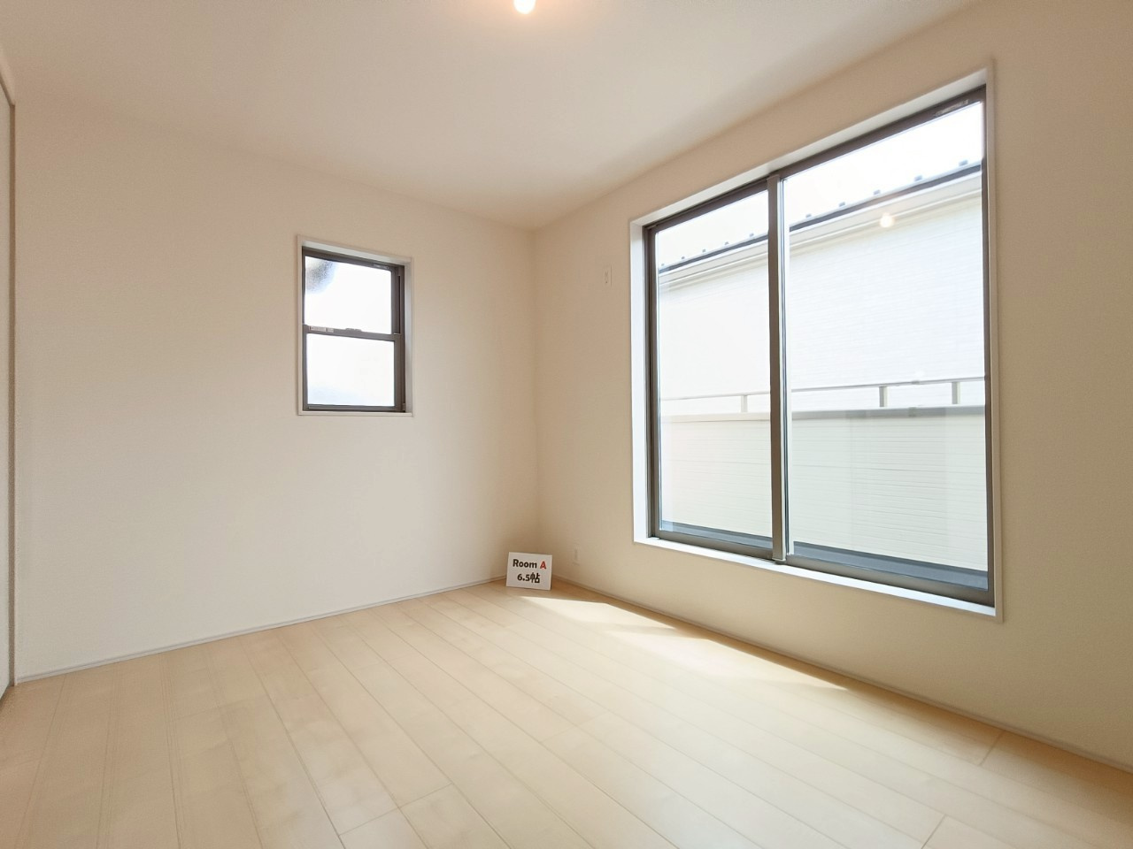 八潮市　伊草1丁目　新築戸建　　全1棟の洋室|使い勝手のいい洋室です