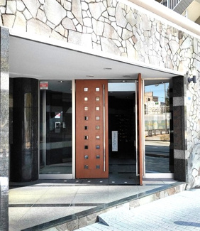 【エントランス】