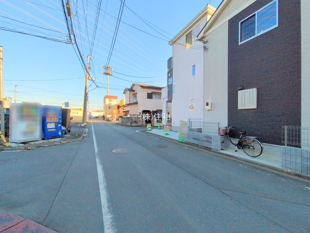 【新築分譲住宅】川越市氷川町R6-Aの前面道路含む現地写真