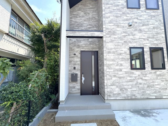 松戸市八ケ崎１丁目新築戸建（八ヶ崎１丁目Ⅲ）のエントランス|エントランス・玄関ポーチ