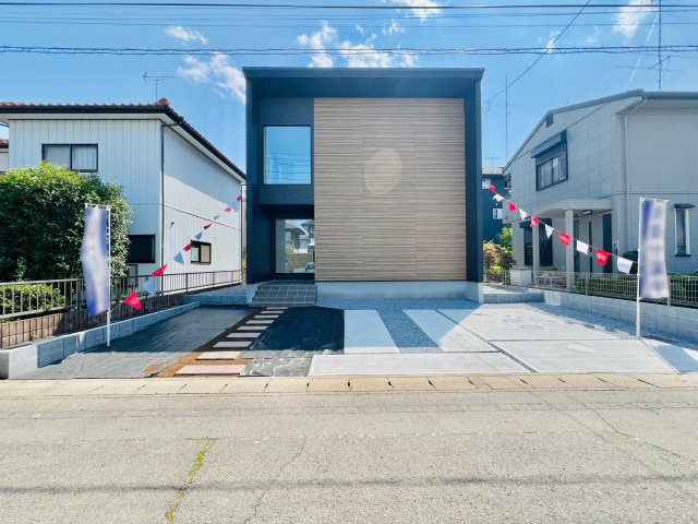 大泉町朝日の外観|駐車スペース2台可♪
