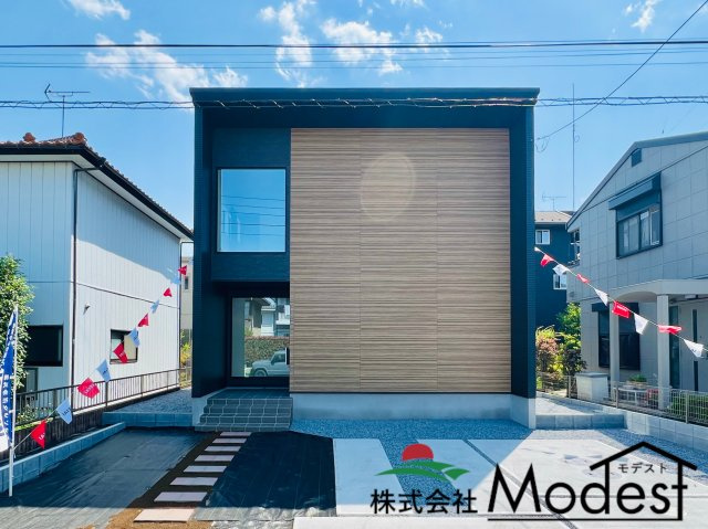 大泉町朝日の外観|年中無休で平日の仕事終わり夜２０時まで受付可能です。
事前のご予約がオススメです。お気軽にお問い合わせください。