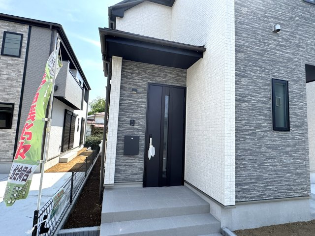 松戸市八ケ崎１丁目新築戸建（八ヶ崎１丁目Ⅲ）のエントランス|エントランス・玄関ポーチ