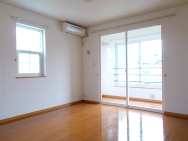 PASTRAL花南Ⅰの居間・リビング|おしゃれな居間です