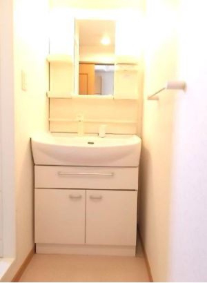 PASTRAL花南Ⅰの洗面所|シャワー付き洗面化粧台