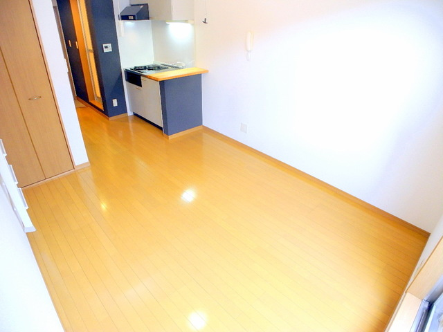 MODERN西山の居間・リビング|※同間取りの別のお部屋の画像です※現況を優先します