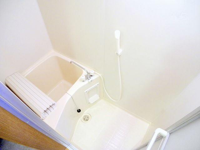 MODERN西山の浴室|※同間取りの別のお部屋の画像です※現況を優先します