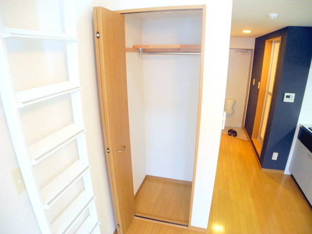 MODERN西山の収納|※同間取りの別のお部屋の画像です※現況を優先します