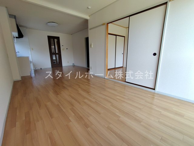 ハートホーム大西の居間・リビング