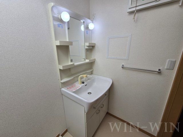 River side Bellの独立洗面台