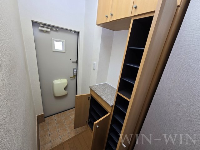 River side Bellの玄関