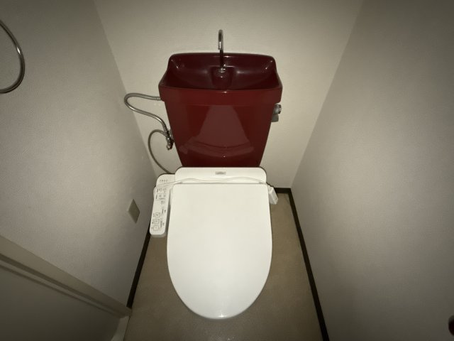 ロイヤルコーポ白浜のトイレ