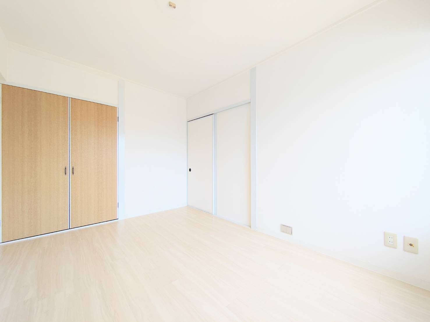 清風マンションの洋室|広々とした洋室です