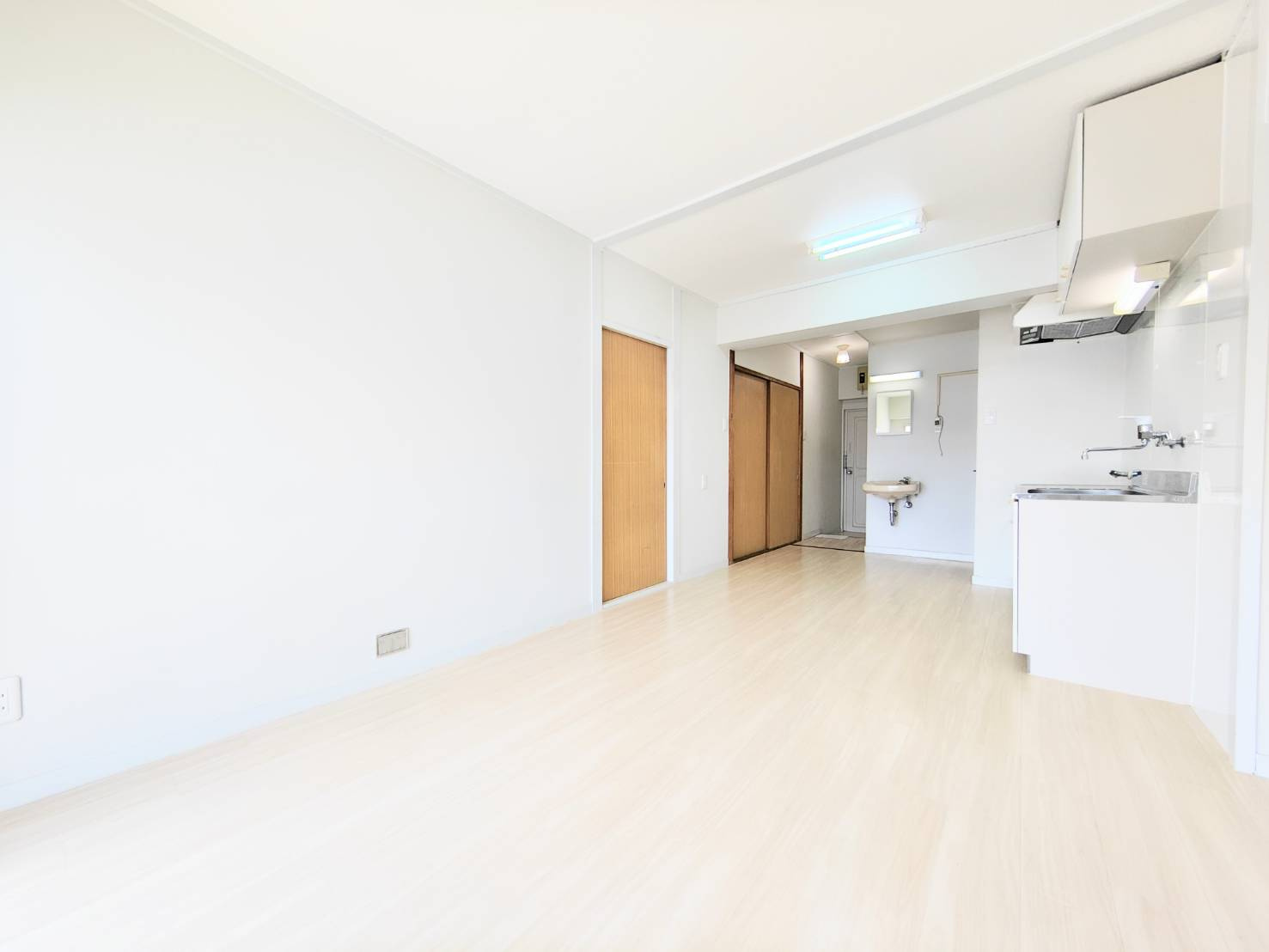 清風マンションの居間・リビング|9帖のLDK