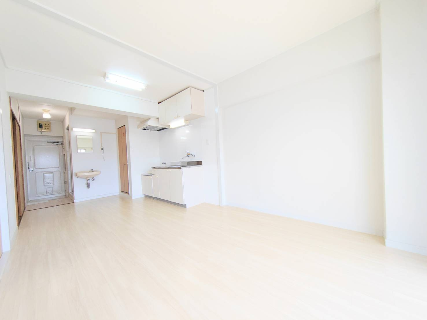 清風マンションの洗面所|忙しい朝には欠かせない洗面所です