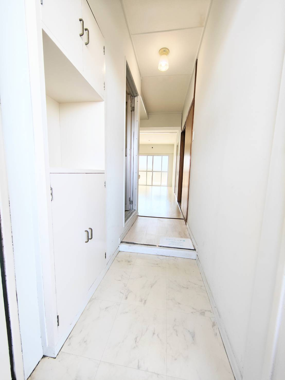 清風マンションの内装|明るい室内です