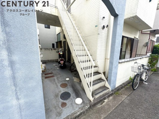 サンパレス21上ヶ原のエントランス