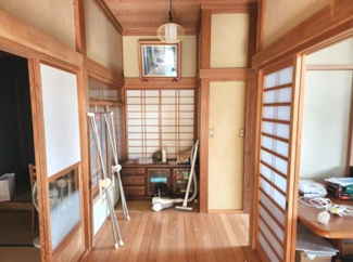 【玄関】 | 山武郡横芝光町北清水　和風平家 | 平成16年6月築 2LDK和風平家スーパータイヨービックハウス徒歩約10分建物未登記 前面水道管あり
