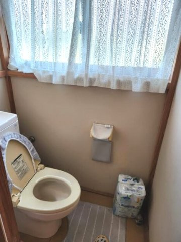 山武郡横芝光町北清水　和風平家のトイレ|平成16年6月築 2LDK和風平家スーパータイヨービックハウス徒歩約10分建物未登記 前面水道管あり