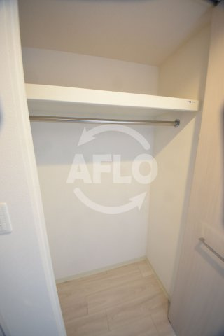 スプランディッド難波WESTの収納|スプランディッド難波WEST　クローゼット