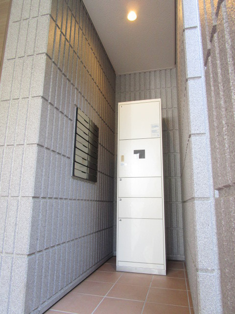NewSafole町田のその他共用部分|便利な宅配ボックス
