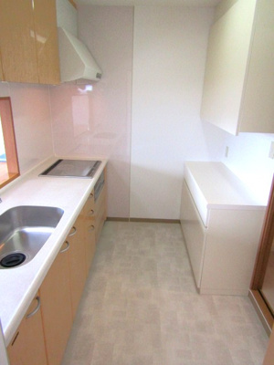 【キッチン】 | ラフィーネ国母5階 | 使いやすいキッチンです