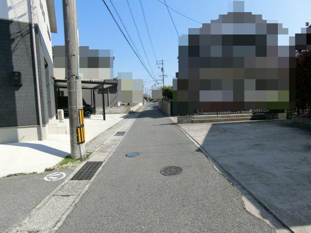 上後藤3丁目戸建（築浅オール電化太陽光付き）の前面道路含む現地写真