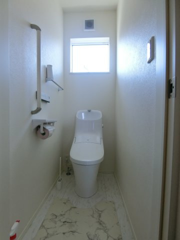 上後藤3丁目戸建（築浅オール電化太陽光付き）のトイレ