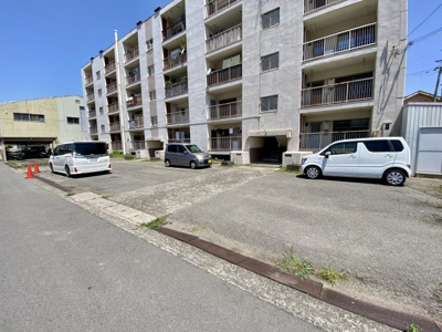 【駐車場】 | 漆器団地マンション