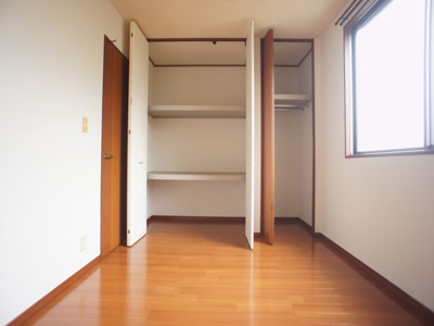 【収納】 | アマービリスＢ | 清潔感のあるきれいな洋間です♪