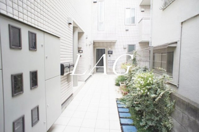 【エントランス】 | アルビレオ | エントランスです。