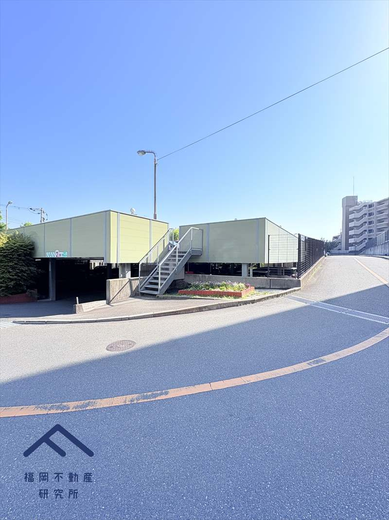 グリーンマンション神松寺ナチュレ弐番館の駐車場