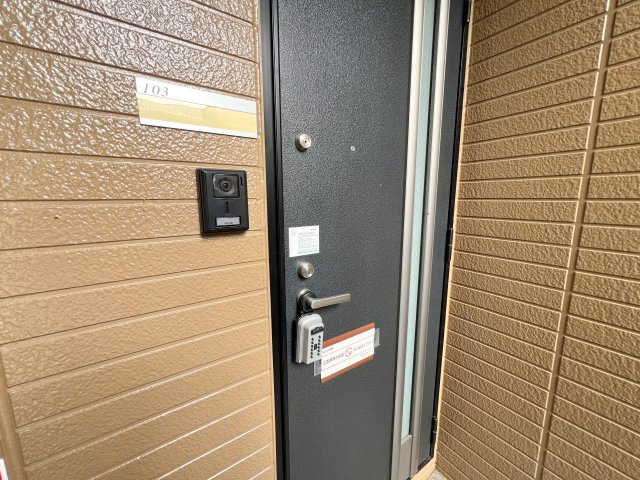 シャンポール Ⅱの玄関