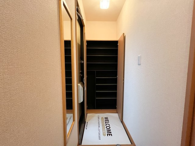 シャンポール Ⅱの玄関