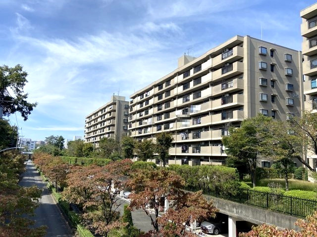 総戸数292戸「グリーンコープ南大沢」全棟南向きです
