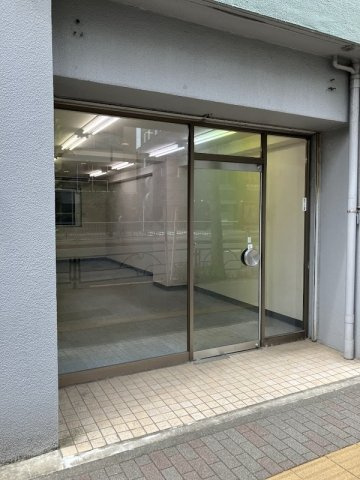 六義園第８コーポの外観