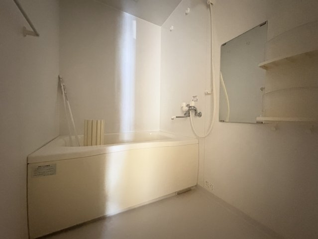 シャーメゾン深町の浴室
