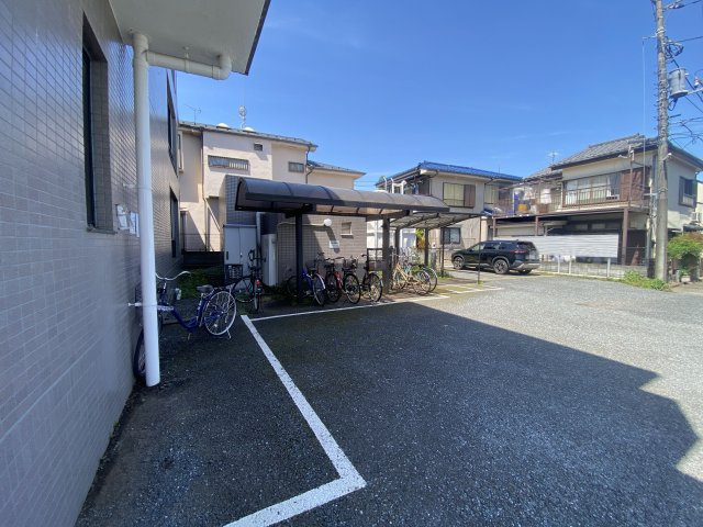 コーカスSの駐輪場