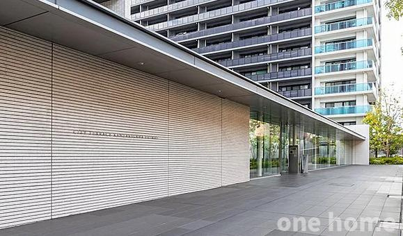 シティテラス神崎川駅前シーズンズテラスのエントランス|◆阪急神戸線【神崎川】駅 徒歩1分の好立地！通勤・通学に便利な立地です！