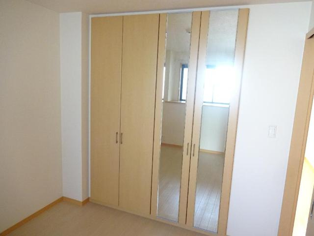 クレストールの収納|クローゼット